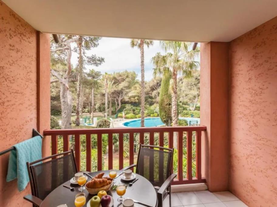 Superbe Appartement 50M De La Plage En Bord De Mer Hyères Eksteriør billede